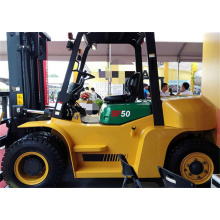 5 toneladang forklift na may pump at engine ng Japan