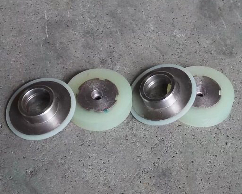 Custom Precision Cast Polyurethane Wheels With Sprocket