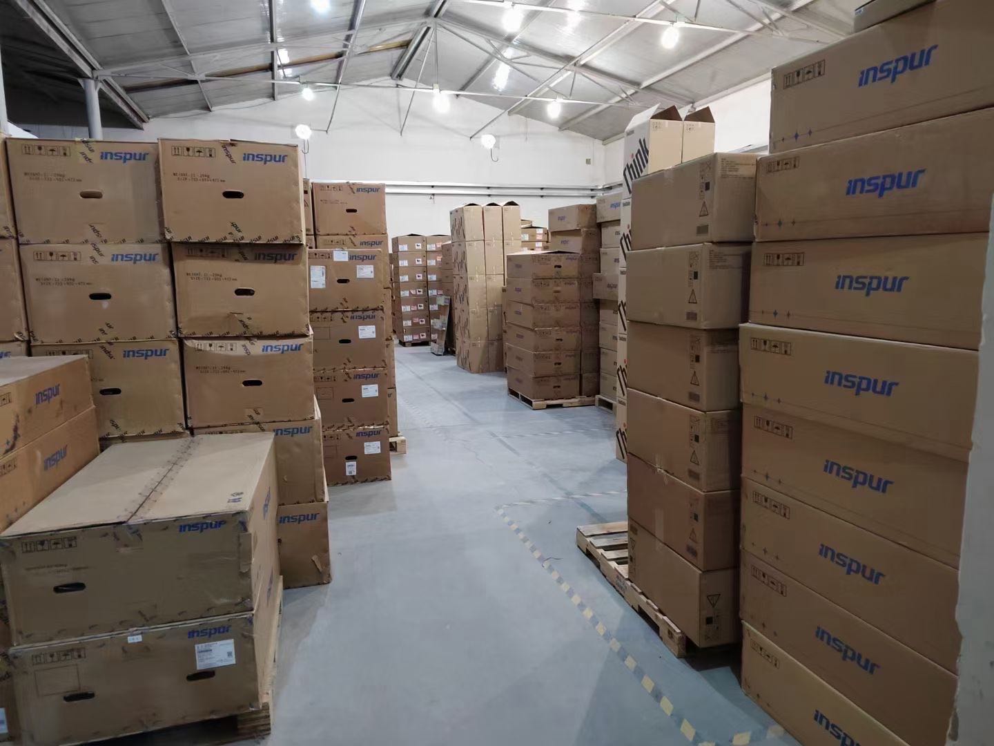 In Stock C1000 24port GE POE 4x1G SFP Network Switch C1000-24P-4G-L