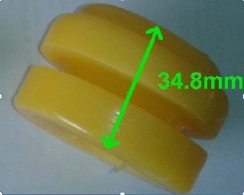 Thrust rod rubber lining