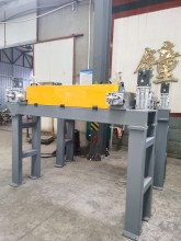 Glass fiber roll cutting machine