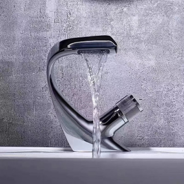 New Design Polished High Pressure Bath Basin Faucet