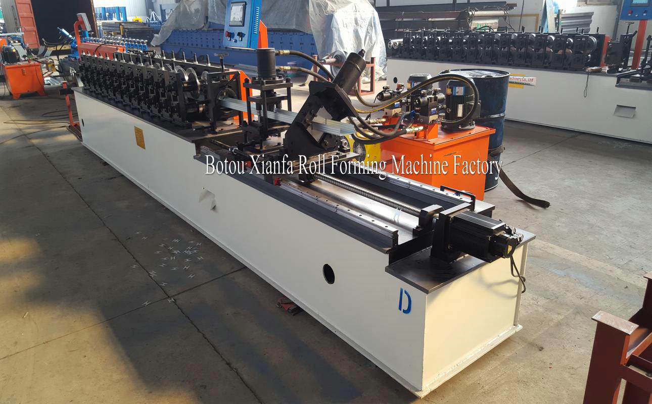 Roofing Sheet Machine