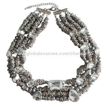 Exaggerated and Newfangled Multilayer Necklace, Composed of Rings, Welded with Shiny Rhinestones