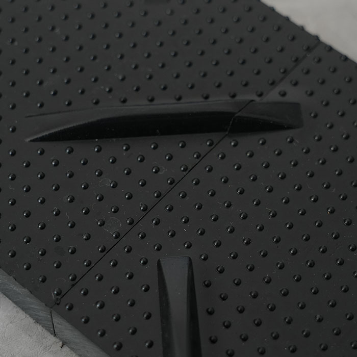 UHMWPE Temporary Road Mats UHMWPE Temporary Road Mats