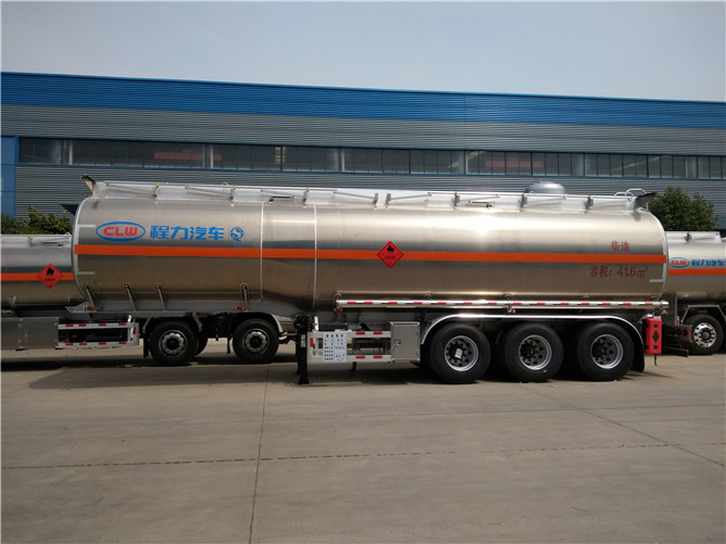 11000 galon 35 int Diestel Tanker Semi Trailers