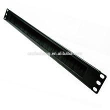 Metal 19" 1U brush panel for cabling system