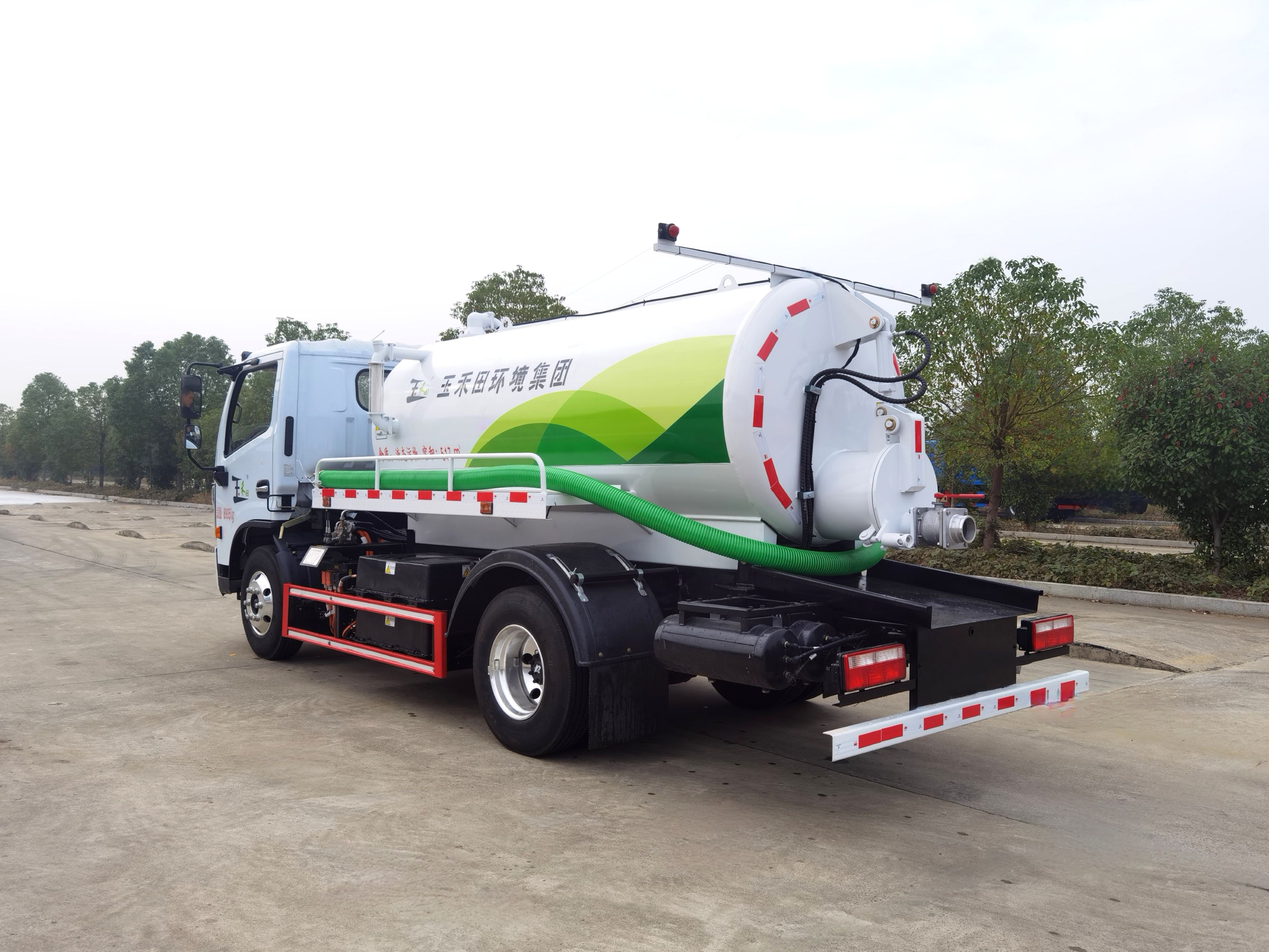 имя по умолчанию default name