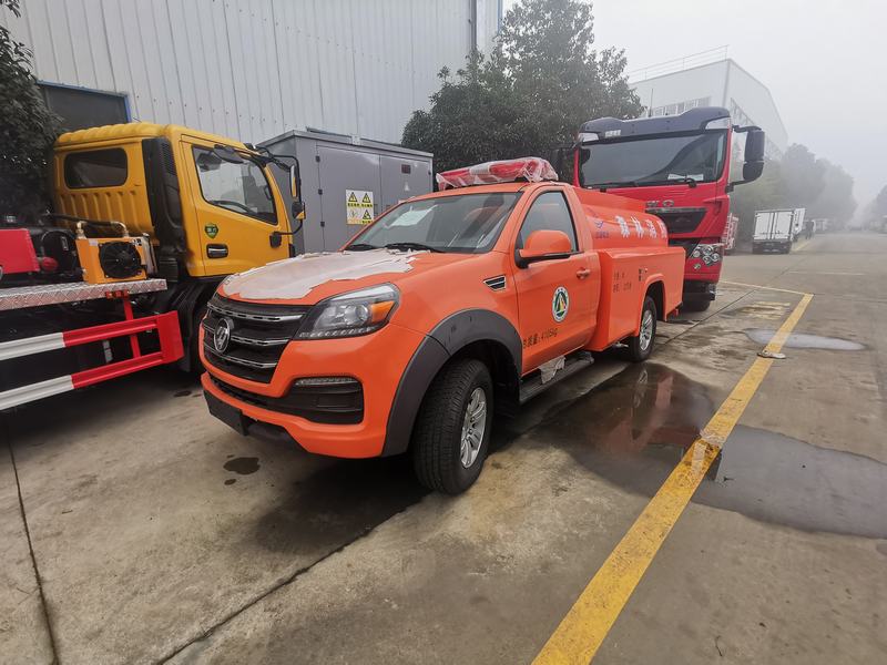 شاحنة طوارئ مكافحة حرائق الغابات فوتون