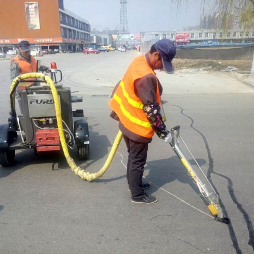 Máquina de llenado de costura de asfalto de crack de carretera Famosa máquina de llenado de costura de asfalto