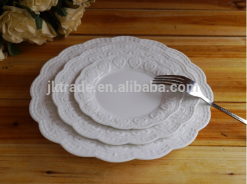 Ceramic white dinner plates/ fruit plates/Salad plates with embossed design