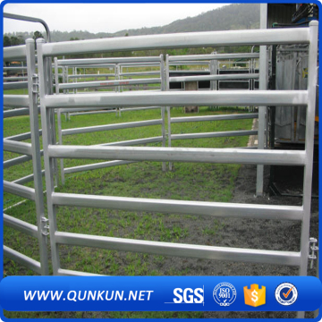 Cattle panels crowd control barrier fencing panels