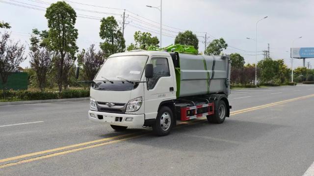 Side Mounted Compression Garbage Truck 3 Jpg