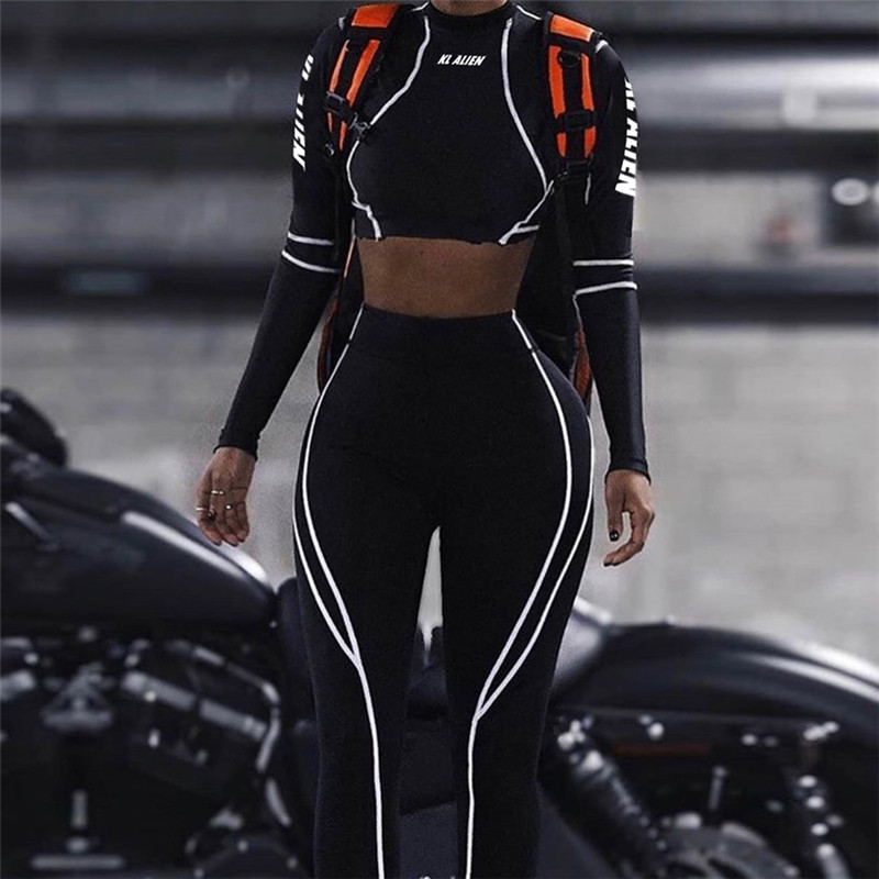 C8168 Wholesale new fashion 2 piece set women ladies fall clothing long sleeve crop top stripe black yoga set