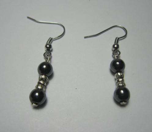 Pendiente Hematite con hallazgo de color plata