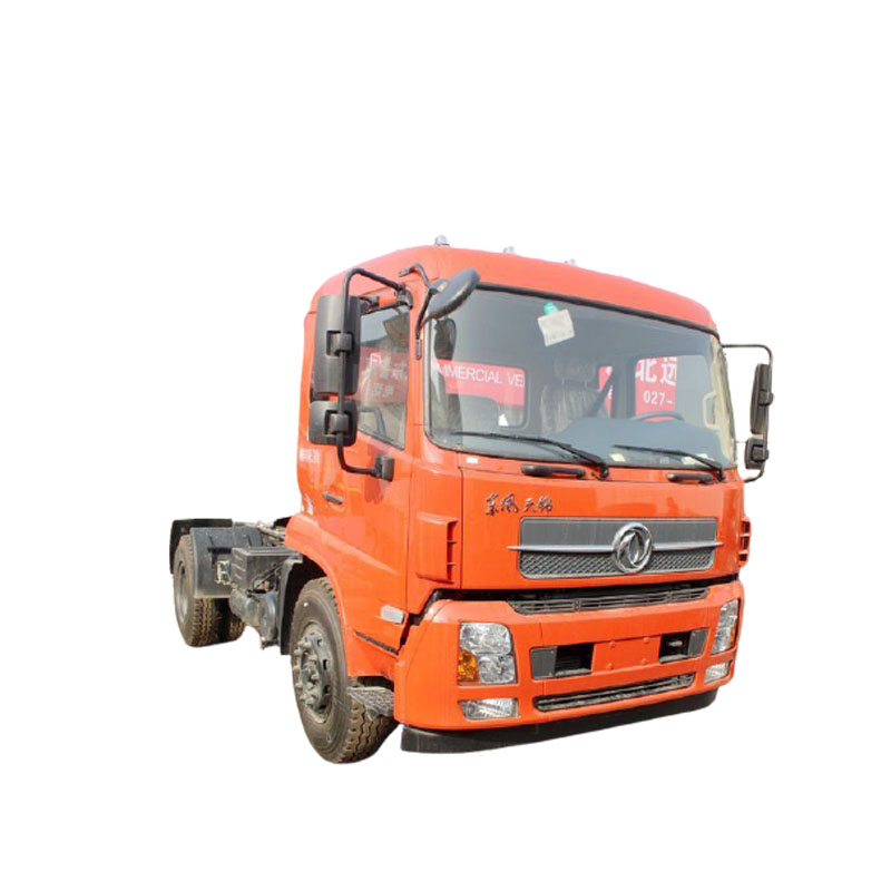 تستخدم وحدات الجرارات Dongfeng Truck 4x2