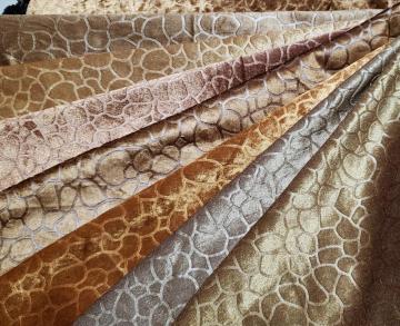 Knitted Polyester Sofa Upholstery Embossed Velvet Fabric