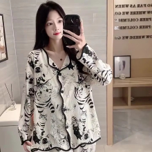 Ladies' Long-Sleeved Cardigan Pajama Set with Corset Pads - Cotton Cat Print Homewear Suit