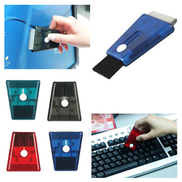 Keyboard cleaning brush