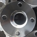 ASME B16.5 KOOLSTOFSTAAL A105 GESMEED FLANGE