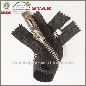 y teeth metal brass zipper