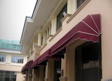 Cassette Retractable Awnings
