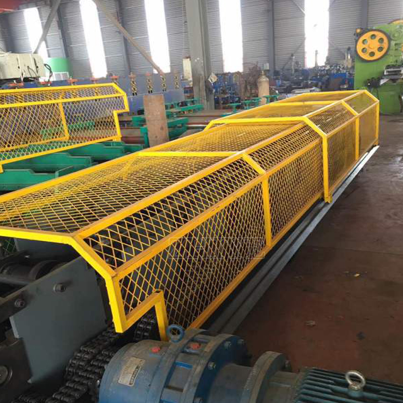 roll forming machine