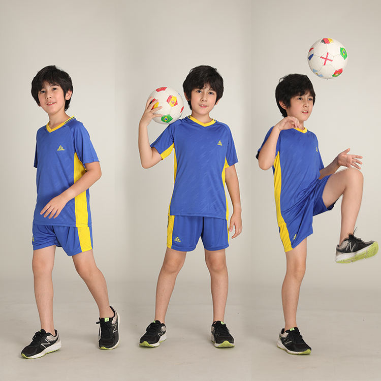 Terbaik Jual Football Shirt Polyester Sportswear Pria Soccer Uniform Set untuk Tim