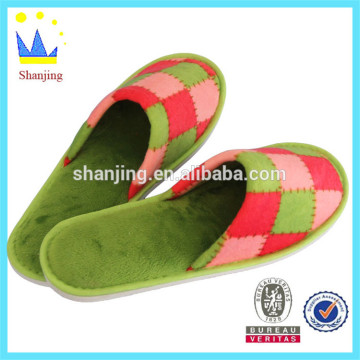 fashion fuzzy slipper cheap winter indoor slipper