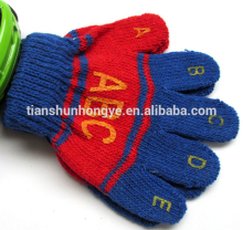 knitted gloves , kids magic gloves