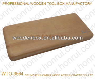 Flat wooden box with magnets