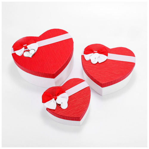 Anpassad nyårsgåva Heart Shape Paper Box