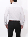 Mannen knop ingedrukt dubbele witte kraag shirt