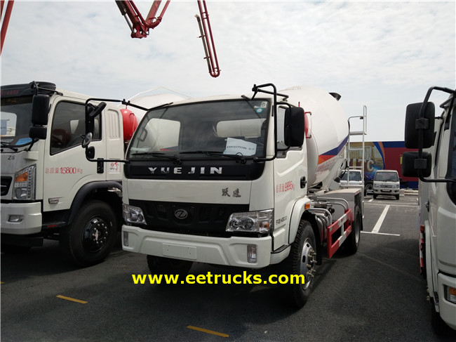 Yuejin 2500L Concrete Mixing Transport Trucks