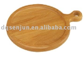 wooden pizza plate