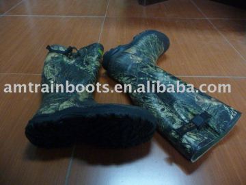 Hunting boots