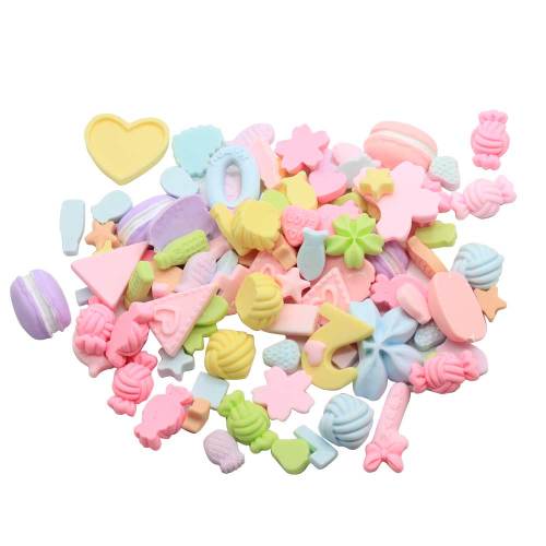 Suministro mezclado Flatback Artificial Craft Food Resina Bead Accesorio Encantos Pastel Candy Decoración Casa de muñecas Juguete Diy Art Deco