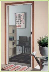 porte grillagée roller screen door