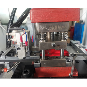 Mesin Punching Ultrasonik Zipper Automatik Penuh