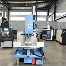 New FANUC Control CNC Milling Machine XK7126 Half Guard 3 Axis BT40 Taper