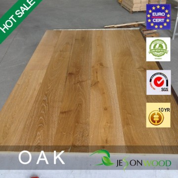 Oak Engineered Flooring with white brushed surface
