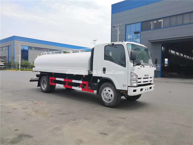 شاحنة نقل المياه ISUZU LHD 4x2