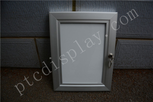 Aluminum Clip Open Mitered Corner Photo Frame