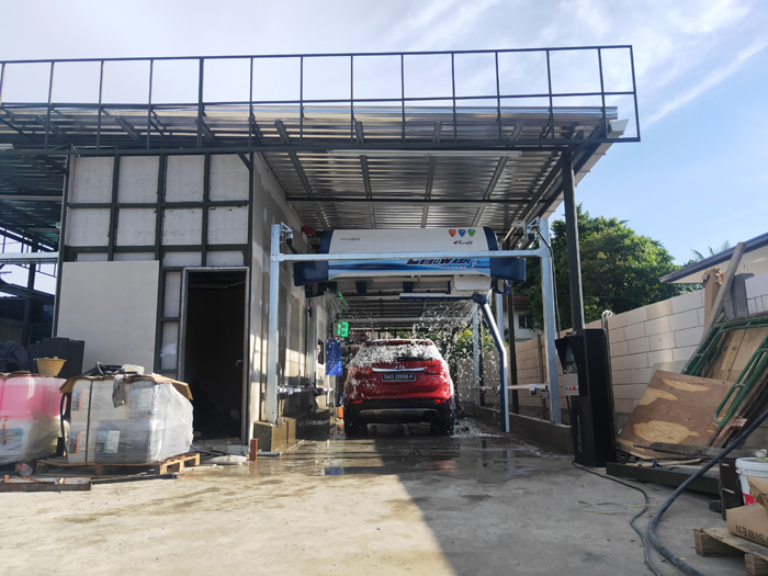 leisuwash automatic touchless car wash in Sabah, Malaysia