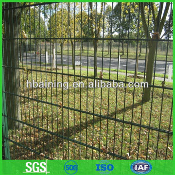 Temporary mesh fence welded wire fence panels