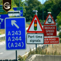 Benutzerdefinierte Straßenschild steht Straßenarbeit voraus Zeichen