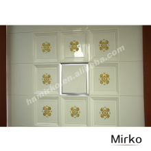 High gloss gypsum sheet for ceiling installtion