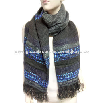 Woven scarf, made of fancy yarns/mohair/acrylic/cashmere, yarn dye, measures 180*70+4cm lino weaving