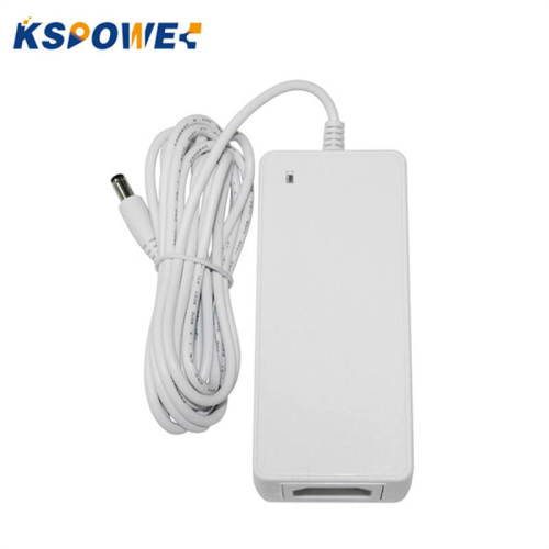 AC - 12V 4A 48W kimeneti DC adapter