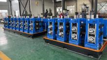 Heavy duty plate roll forming machine